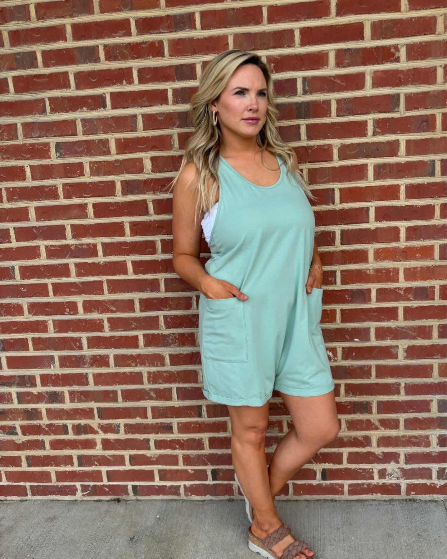 “ Lillian”Open Back Sleeveless Romper