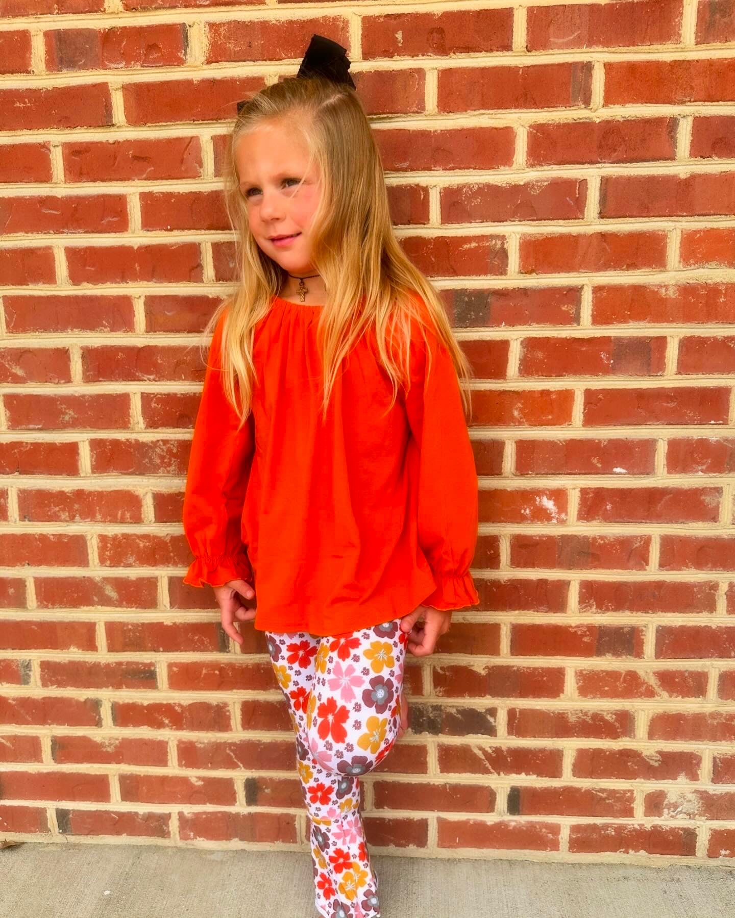 Millie Jay groovy Floral Pants set